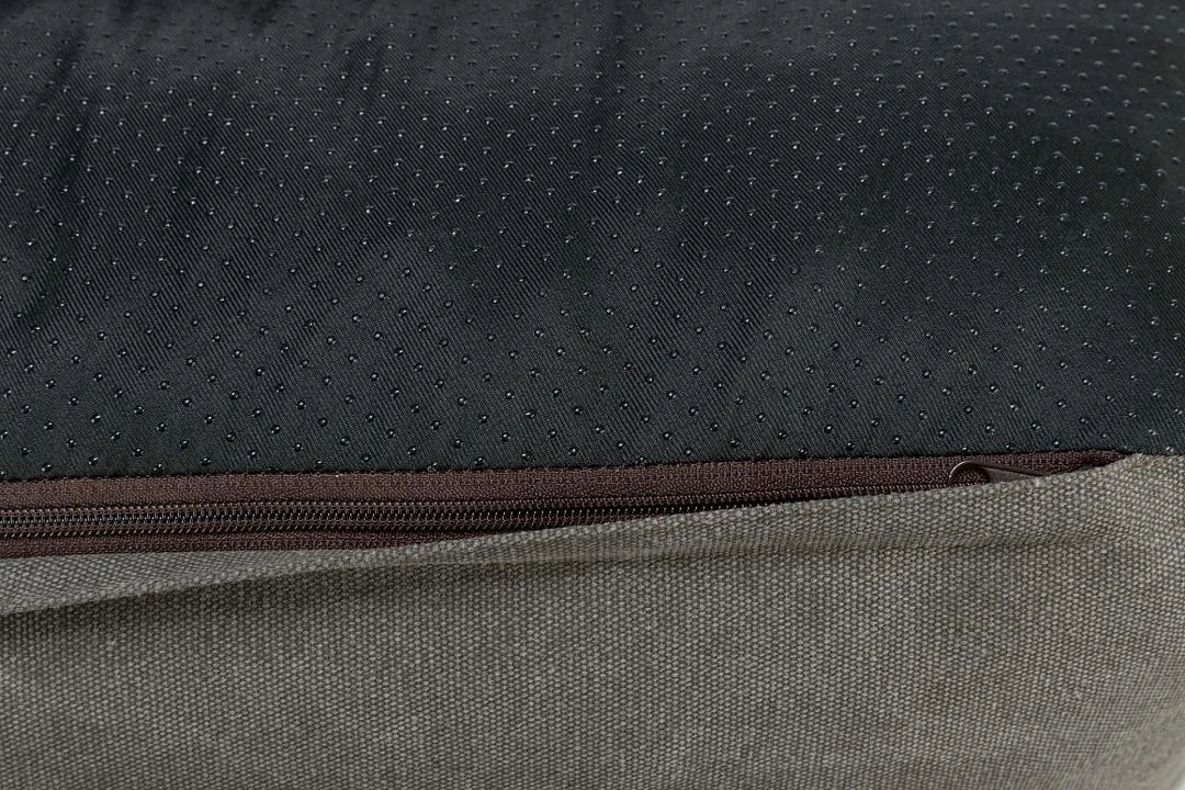 TRIXIE Be Nordic Hondenkussen Föhr Met Rand Donkergrijs 3 TRIXIE Be Nordic Hondenkussen Föhr Met Rand Donkergrijs - Image 3